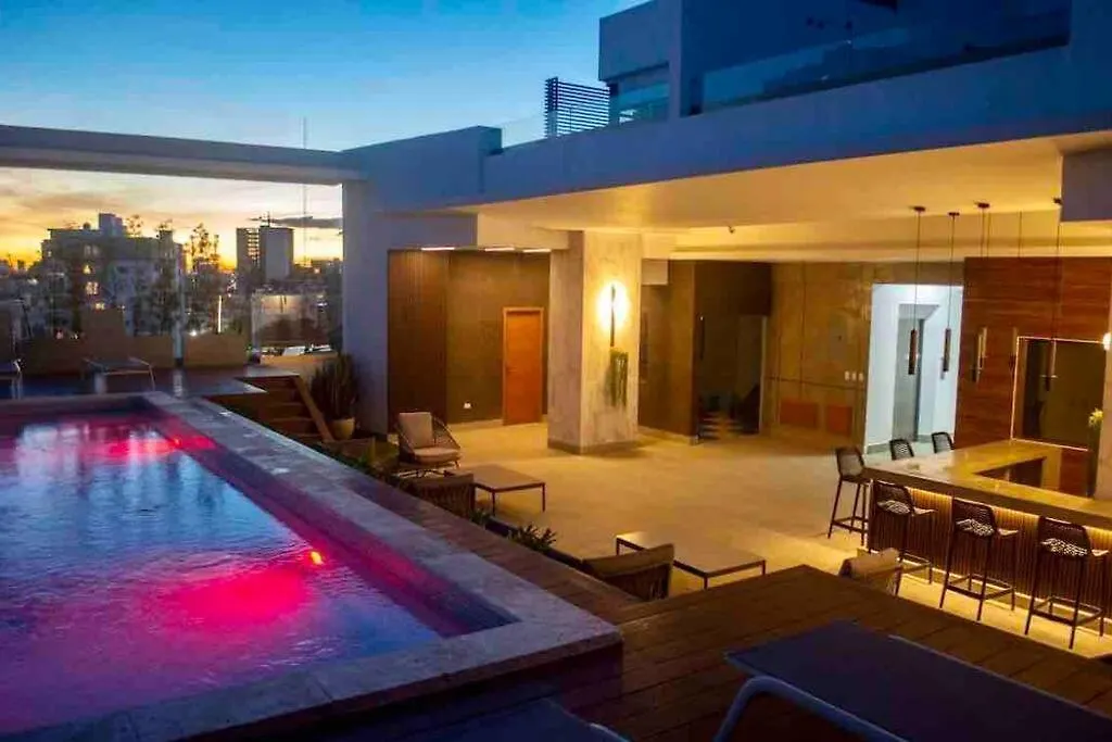 Luxury 1 Bdr , Rooftop Pool, Gym, In Downtown D2 산토도밍고 0*,